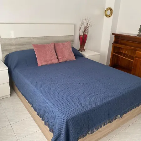 Apartment Hermoso Piso/apartamento Amueblado Patraix Valencia. *